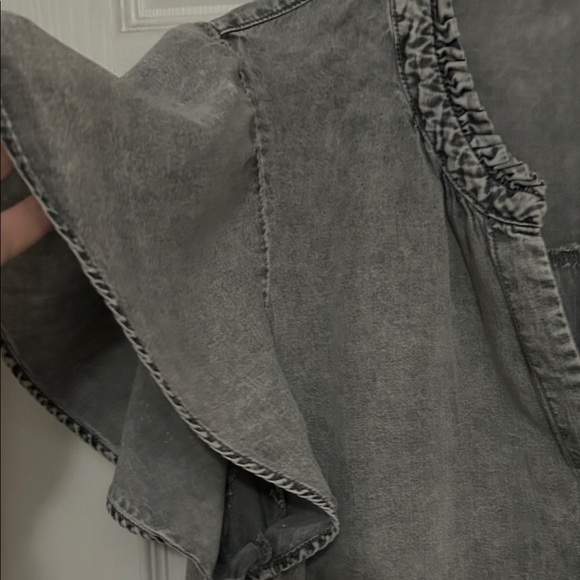 Jane and Delancey Gray Button Down Shirt with Ruffle Sleeves - Picture 5 of 7